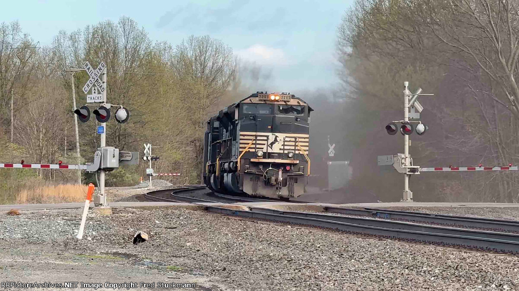 NS 7265 has coal dust all around it.
